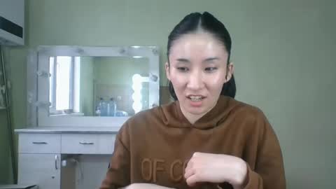 Hana online show from 04-15-26, 11:17