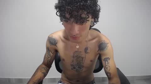 Plux online show from 02-17-25, 09:19