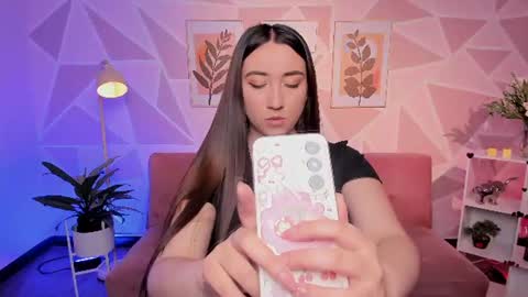 Camila  online show from 07-25-26, 12:47