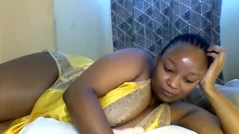 Prettie diva online show from 12-15-25, 12:53