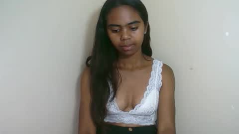 Snapshot of prettiethalia chatting on 10-25-25, 08:25 prettiethalia online show from 10-25-25, 08:25