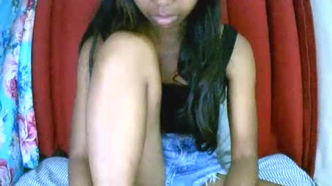 Snapshot of prettiethalia chatting on 11-23-25, 09:03 prettiethalia online show from 11-23-25, 09:03