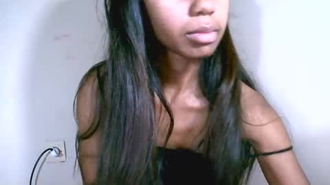 Snapshot of prettiethalia chatting on 02-17-26, 07:09 prettiethalia online show from 02-17-26, 07:09