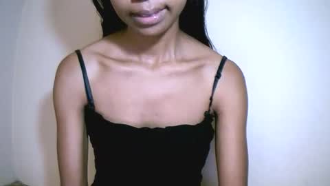 Snapshot of prettiethalia chatting on 02-26-26, 11:20 prettiethalia online show from 02-26-26, 11:20