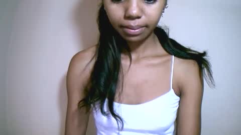 Snapshot of prettiethalia chatting on 03-01-26, 11:34 prettiethalia online show from 03-01-26, 11:34