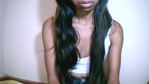 Snapshot of prettiethalia chatting on 03-09-26, 07:56 prettiethalia online show from 03-09-26, 07:56