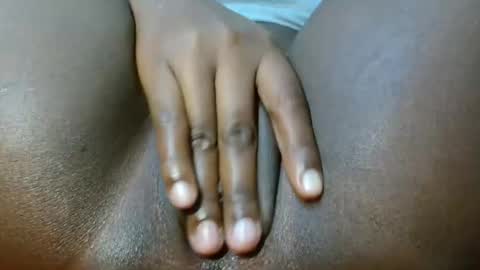 Snapshot of pretty5552 chatting on 10-28-25, 08:11 pretty5552 online show from 10-28-25, 08:11