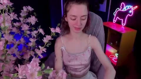 Lady vikki  online show from 04-18-26, 06:17