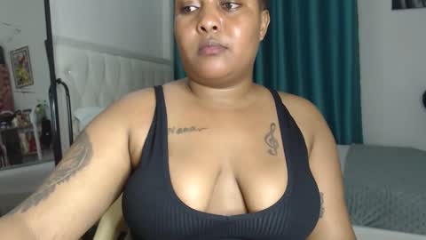 Snapshot of pretty_annah chatting on 05-31-26, 12:19 Annah online show from 05-31-26, 12:19