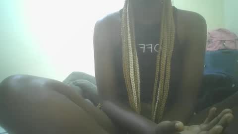 pretty_avena online show from 01-15-26, 11:26