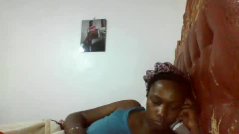 Snapshot of pretty_beib chatting on 07-08-26, 05:56 Karol online show from 07-08-26, 05:56