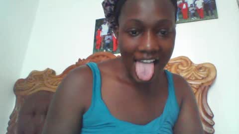 Snapshot of pretty_beib chatting on 07-15-26, 07:02 Karol online show from 07-15-26, 07:02