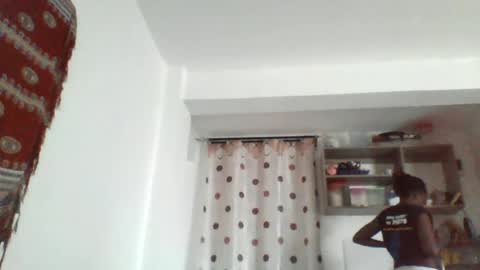Snapshot of pretty_beib chatting on 07-20-26, 11:34 Karol online show from 07-20-26, 11:34