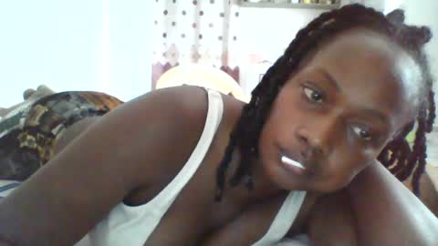 Snapshot of pretty_beib chatting on 07-24-26, 07:28 Karol online show from 07-24-26, 07:28