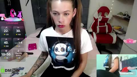 Lisa online show from 09-13-25, 10:53