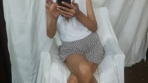 pretty_cat1 online show from 10-04-25, 08:18