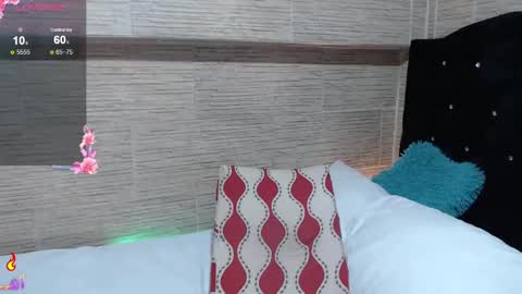 pretty_cristal22 online show from 09-24-25, 02:26