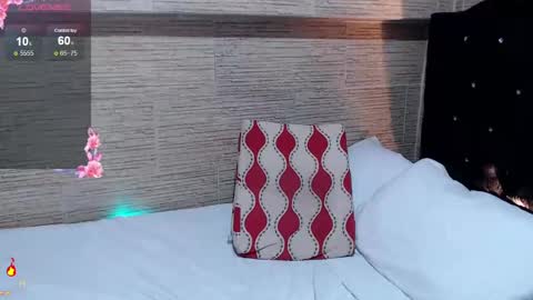 pretty_cristal22 online show from 11-09-25, 01:04