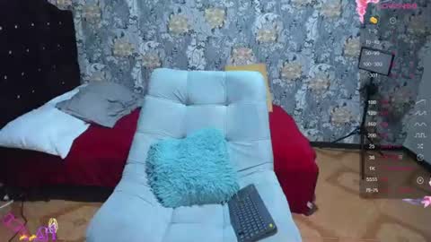 pretty_cristal22 online show from 07-30-26, 12:53