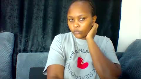 pretty_dee1 online show from 05-09-26, 07:08