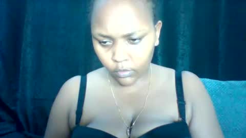pretty_dee1 online show from 05-11-26, 04:04