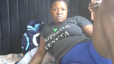 Snapshot of pretty_gaal chatting on 12-11-24, 06:25 pretty_gaal online show from 12-11-24, 06:25