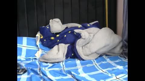 Snapshot of pretty_gaal chatting on 01-16-25, 05:42 pretty_gaal online show from 01-16-25, 05:42