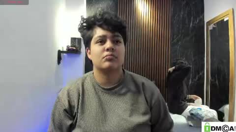Snapshot of pretty_honey22 chatting on 07-30-26, 02:54 pretty_honey22 online show from 07-30-26, 02:54