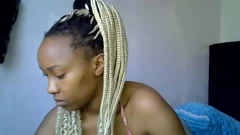 pretty jazminee online show from 06-15-26, 07:21