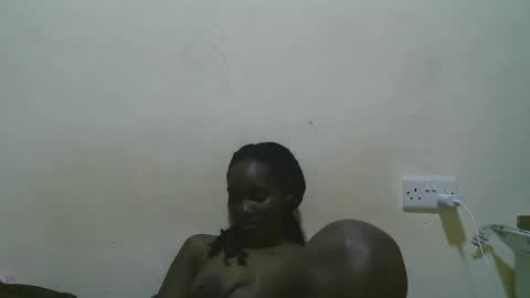 pretty_leila1 online show from 02-16-26, 10:44