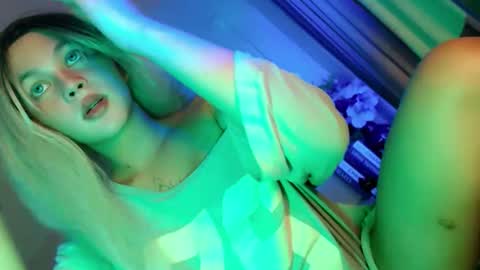 Flor online show from 04-09-26, 06:19