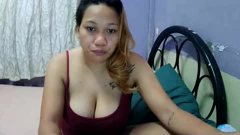 pretty_lyn08 online show from 06-07-26, 07:12