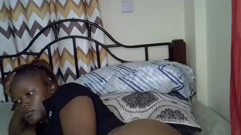 pretty_maya2 online show from 09-27-25, 05:01