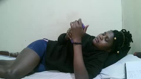 Snapshot of pretty_mellan chatting on 01-30-25, 05:28 pretty_mellan online show from 01-30-25, 05:28