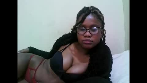Snapshot of pretty_mellan chatting on 02-06-25, 03:27 pretty_mellan online show from 02-06-25, 03:27