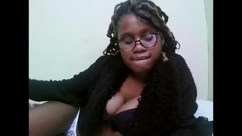 Snapshot of pretty_mellan chatting on 02-07-25, 06:56 pretty_mellan online show from 02-07-25, 06:56