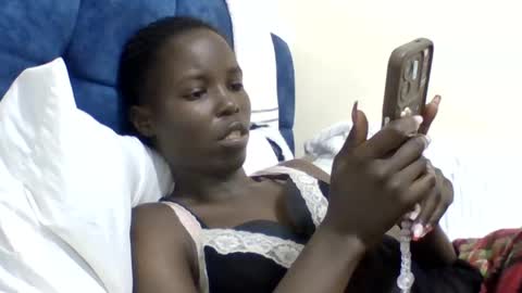 pretty_petite_ebony online show from 07-21-26, 12:35