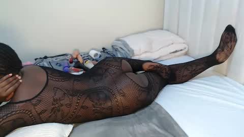 Essy online show from 11-09-25, 05:55