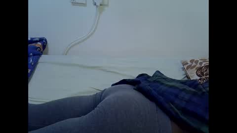 Snapshot of pretty_queen18 chatting on 09-13-25, 05:57 NASH online show from 09-13-25, 05:57