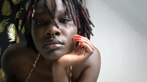 pretty online show from 01-10-26, 12:12