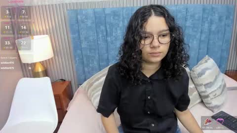 Daisy Flower online show from 12-22-25, 02:30