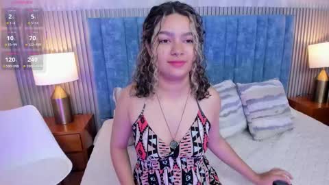 Daisy Flower online show from 02-19-26, 01:56