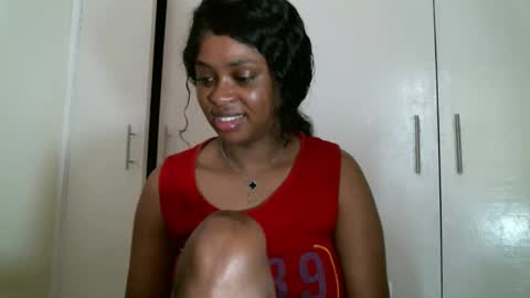 Snapshot of pretty_zii chatting on 09-30-25, 04:17 zii online show from 09-30-25, 04:17