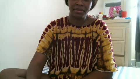 Snapshot of pretty_zii chatting on 10-06-25, 07:28 zii online show from 10-06-25, 07:28