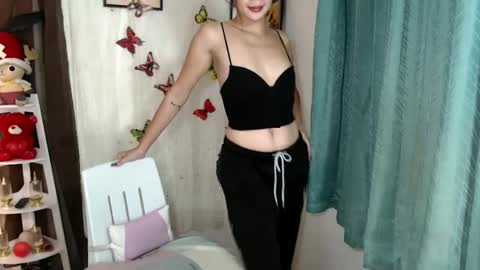 Snapshot of prettyagathaxxx chatting on 12-18-24, 07:15 agatha online show from 12-18-24, 07:15