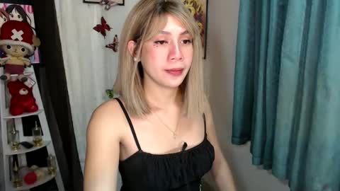 Snapshot of prettyagathaxxx chatting on 01-19-25, 12:17 agatha online show from 01-19-25, 12:17