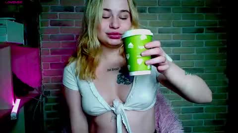 Alice online show from 12-29-24, 06:14