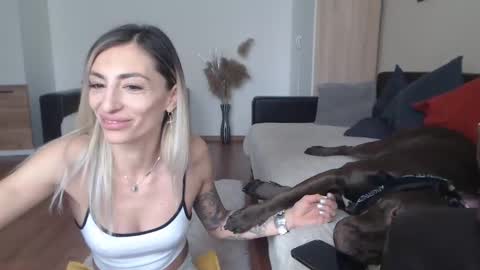 Alma online show from 02-26-25, 12:03