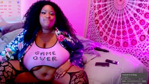 Snapshot of prettybabee120 chatting on 12-27-24, 06:03 Miss Pretty online show from 12-27-24, 06:03