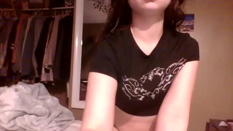 Snapshot of prettybaby22 chatting on 01-31-25, 04:14 prettybaby22 online show from 01-31-25, 04:14